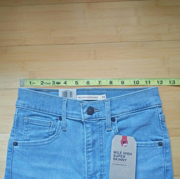 -NWT- Levi's Mile High Super Skinny Jeans 25S - Picture 12 of 15